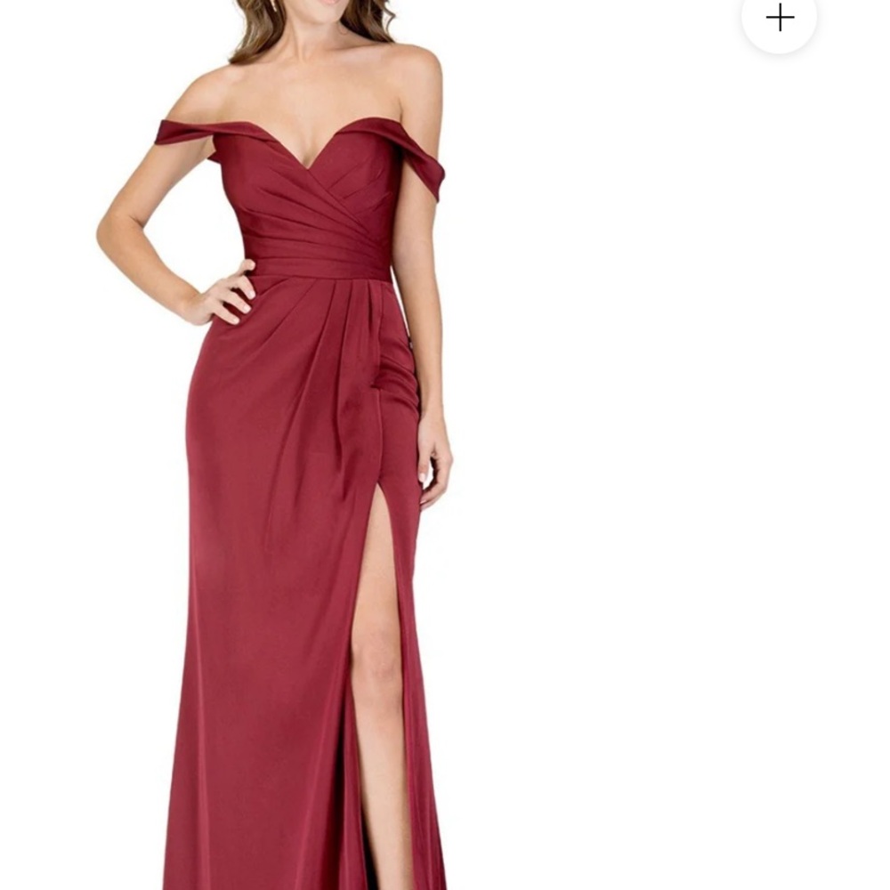 NWOT Annie Lee Red Off-Shoulder Slit Gown – Elegant Prom Dress, Size S